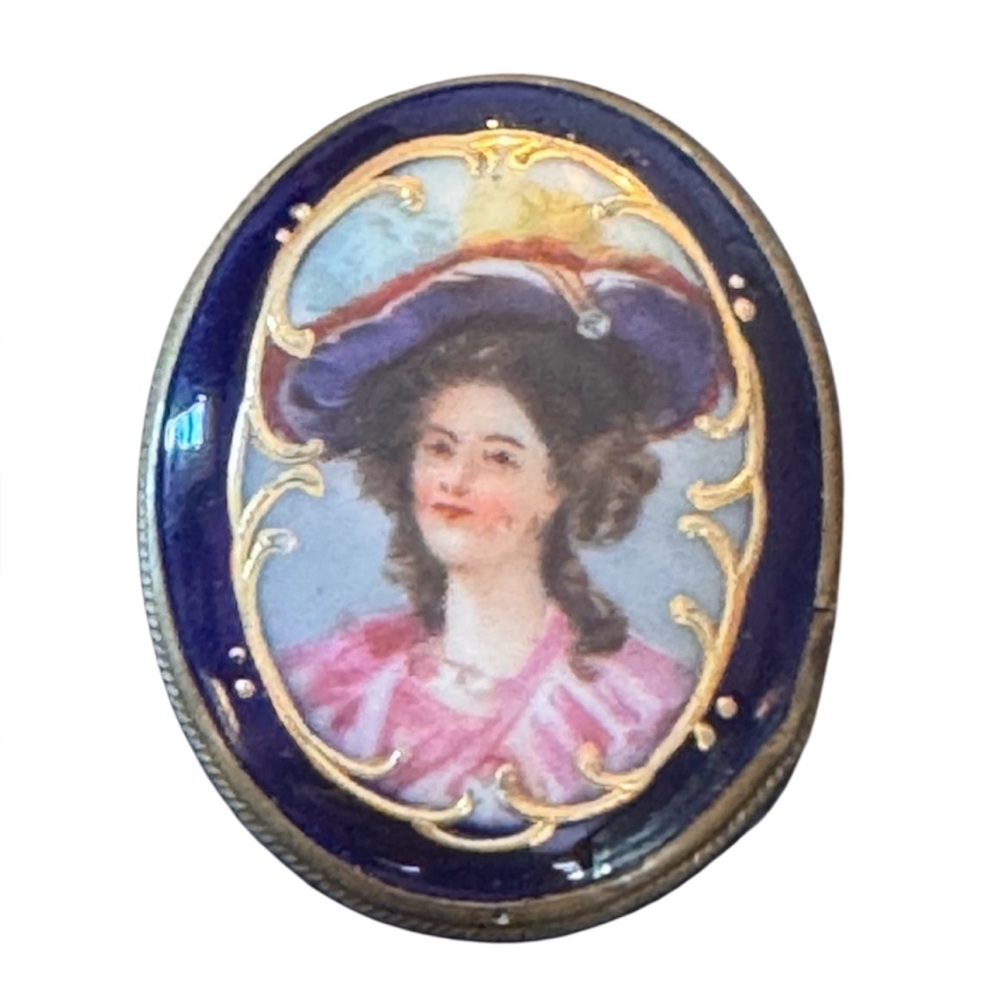 Antique 2" Hand painted Porcelain Female Portrait Cameo Style Brooch, Oval